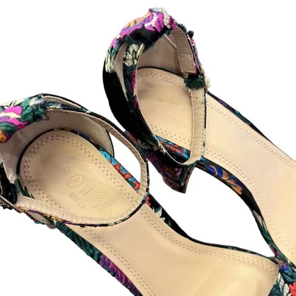 PANDA Larissa Women's Heels in Floral Fabric - Picture 8 of 11